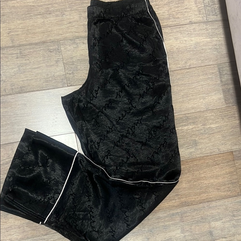 Victoria's Secret Black Pajama Pants - Picture 1 of 6